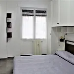 Ls-house - In The Heart Of 아파트 *